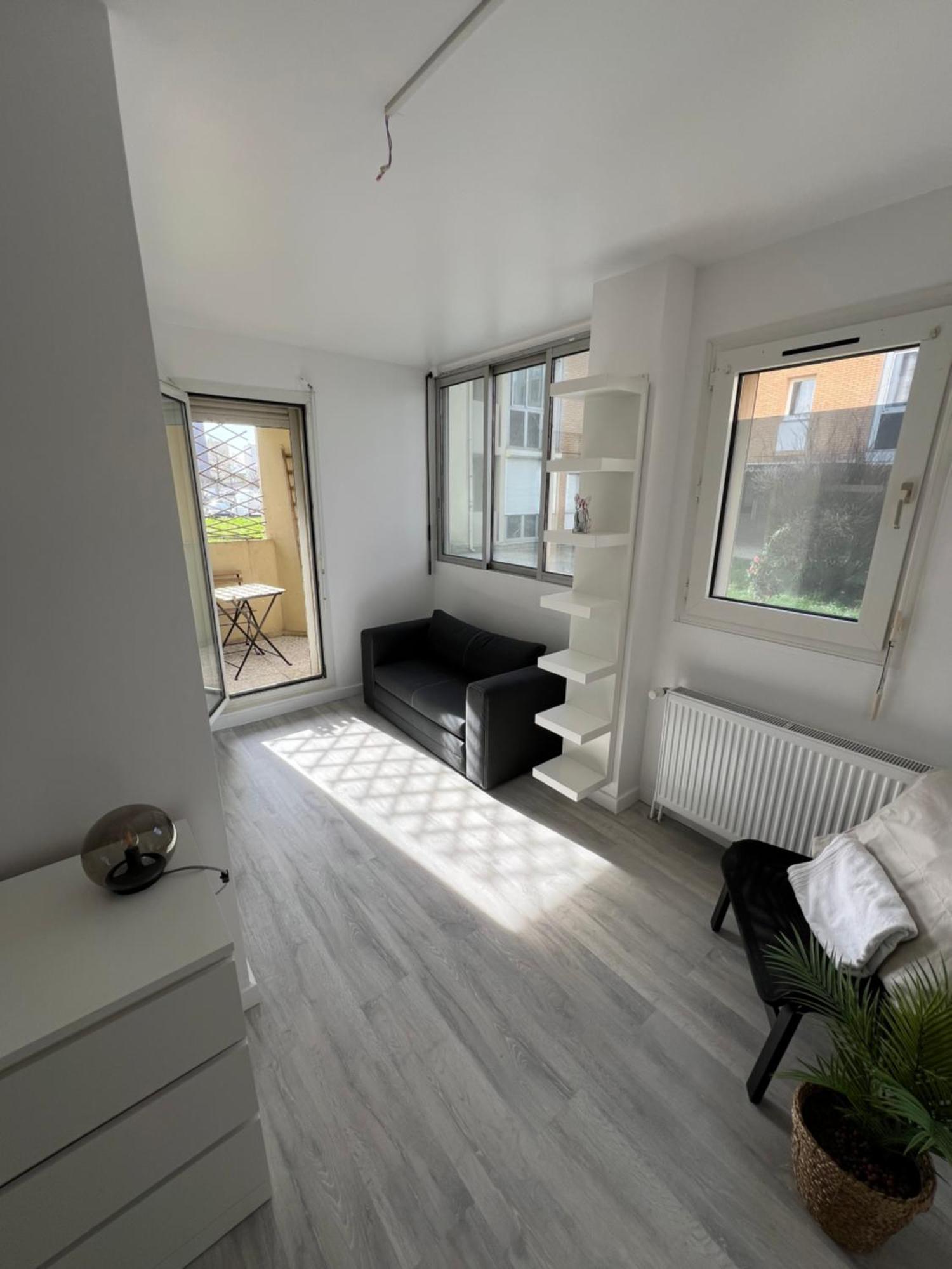 Appartement Dammarie-Les-Lys Apartment